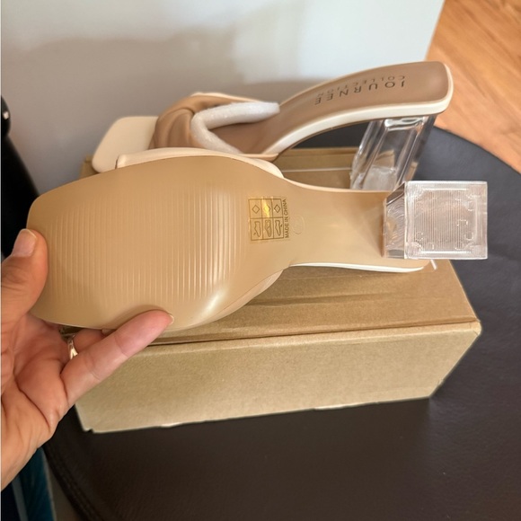 New nib Journee collection two tone clear heel sandals sz 7 - Picture 6 of 6